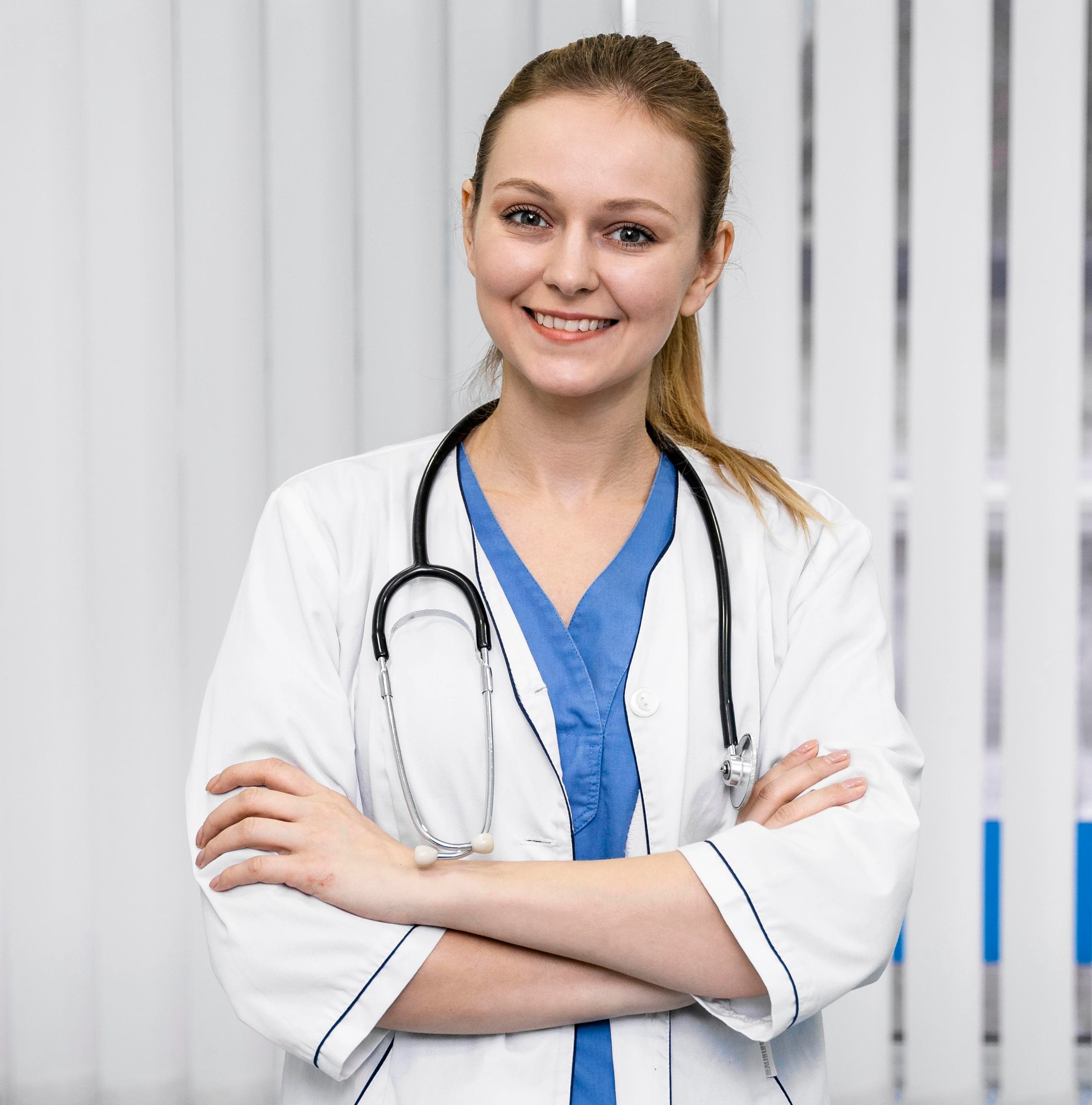 Certificate distribution ceremony for clinical research interns
